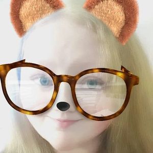 Meet your Posher, Casey